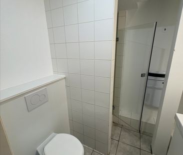 Location Appartement 1 pièce 23m² - Photo 2