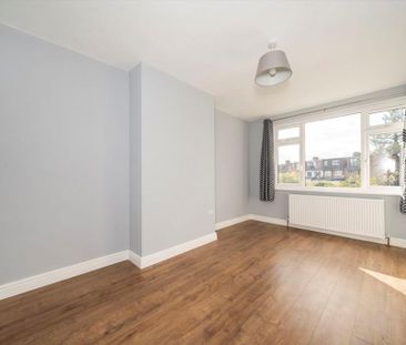 4 bedroom house to rent - Photo 2