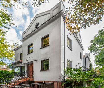 Przytulny, nowoczesny dom z przestronnym salonem - Фото 3