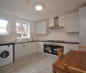 Price £600 pcm - Available Now - Unfurnished - Photo 1