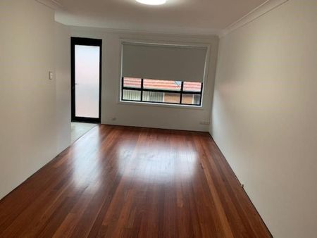 Top-Floor Living, Bright & Modern 2-Bedroom Unit - Photo 4