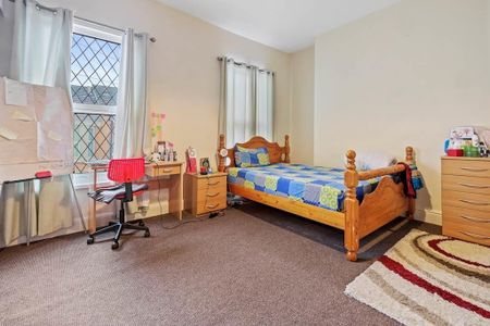 4 bedroom terraced house to rent - Photo 5