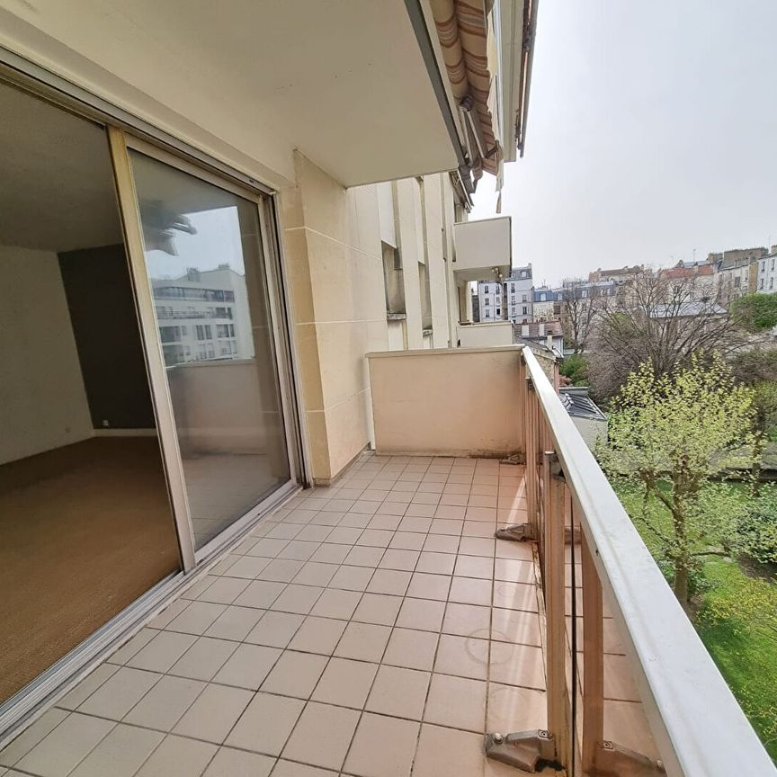 Appartement Bois Colombes "Gare" 2 pièces Terrasse et Balcon - Photo 1