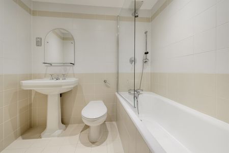 Thomas Place, Kensington Green, W8 - Photo 3