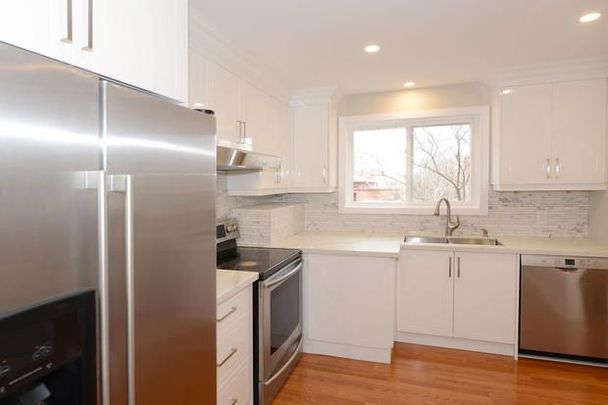 For Lease - 4 Thelmere Place, Toronto, Ontario - Photo 1