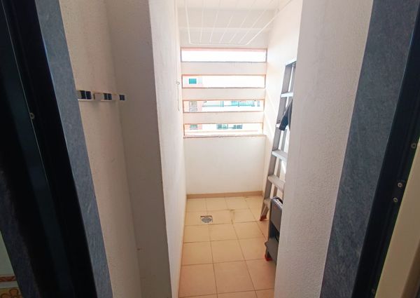 Apartamento T3 com Terraço Privativo para Arrendamento em Nova Queijas