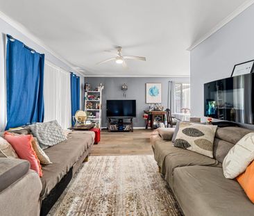 The Complete Family Package in the Heart of Runcorn - Photo 3