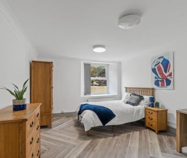 3 bedroom apartment to rent - Photo 4