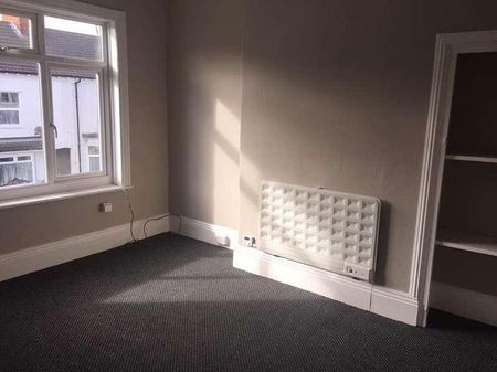 Alliance Avenue, HU3 - Photo 3