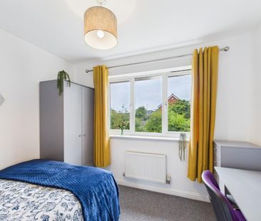 1 bedroom in a house share to rent - Photo 3