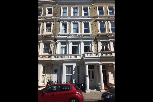 1 Bed Flat, Barons Court, W14 - Photo 1