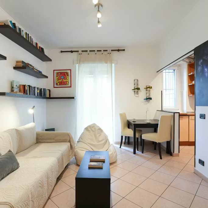 Via Privata Luigi Borgomainerio, Milan, Lombardy 20134 - Foto 1