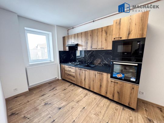 Pronájem bytu 1+1 41 m² - Photo 1