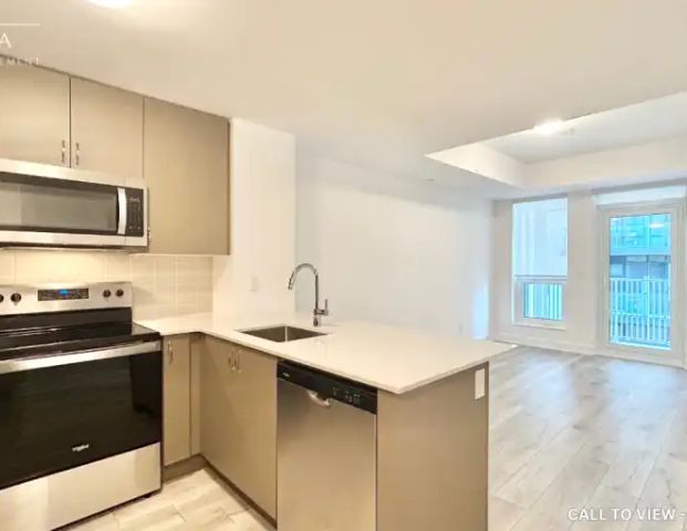 415-3240 William Coltson Ave, Oakville, Ontario L6H 0X1 | 3240 William Coltson Avenue, Oakville - Photo 1