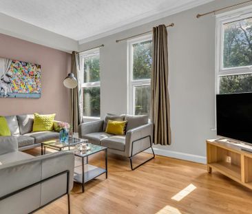 5 bedroom flat to rent - Photo 3