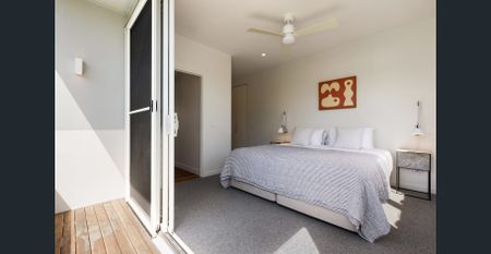 4 bedroom 5 bathroom house - Photo 5