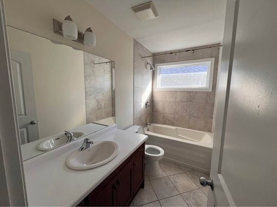 For Lease - 1813 Dalmagarry Drive, London North, Ontario - Photo 1