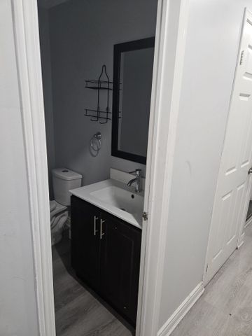 For Lease - 19 Arthurs Crescent, Brampton, Ontario - Photo 3