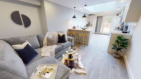 Monks Road Room 2 - Photo 5