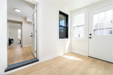 For Lease - 129 Durham Street Unit# upper - unit 2, Port Colborne, Ontario - Photo 3