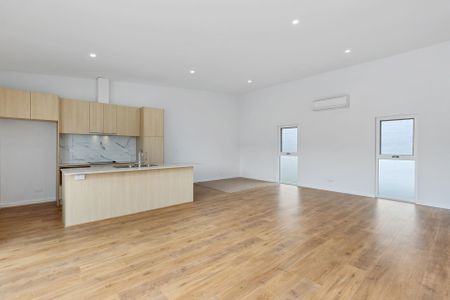 Modern Coastal Living - Photo 2