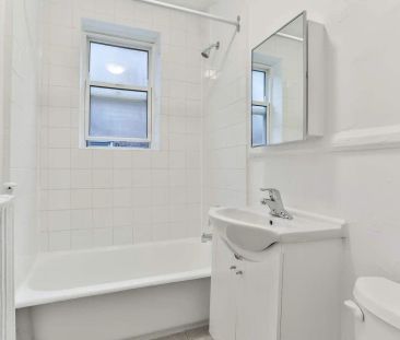 1554, 1560, 1570 & 1574 Bathurst St. — Bachelor - Photo 4