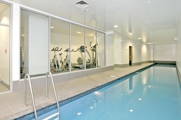 3 Bedroom Furnished Central City Apartment - Photo 1