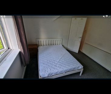 Room in a Shared House, Bracton Drive, NG3 - Photo 3