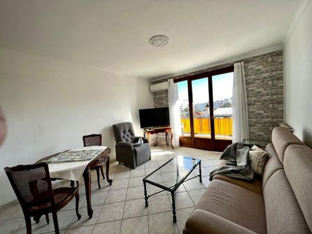 Location Appartement 2 pièces 49m² ST LAURENT DU VAR 06700 - Photo 5