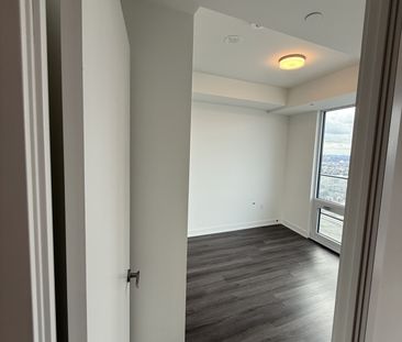 For Lease - 448 BURNHAMTHORPE Road Unit# 1612, Mississauga, Ontario - Photo 1