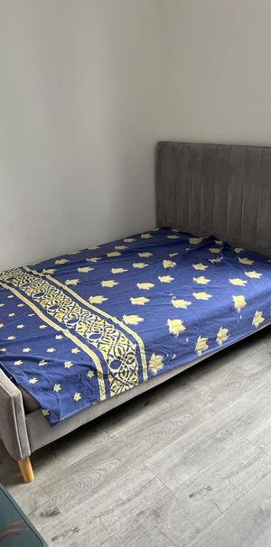 Room in a Shared Flat, London, E11 - Photo 1