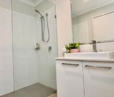 Attractive 4x2 home in whisper quiet location! - Photo 5