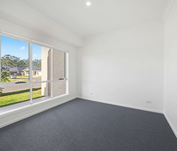 1 Amity Crescent, Thrumster NSW 2444 - House For Rent | Domain - Photo 5