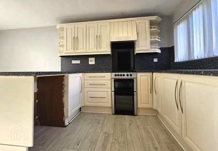 49 Caulside Park, Antrim, BT41 2DR - Photo 5