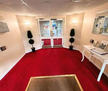 Homecedars House, Elstree Road, Bushey Heath, Hertfordshire, Wd, WD23 - Photo 6