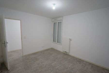 LILLE - APPARTEMENT - T2 REZ DE JARDIN - Photo 5