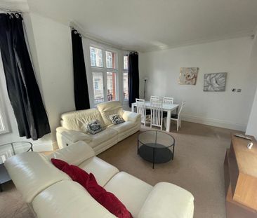2 bedroom flat to rent - Photo 4
