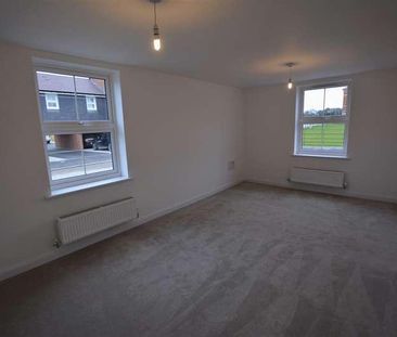 Beaumaris Road, Bearwood, Bournemouth, BH11 - Photo 4