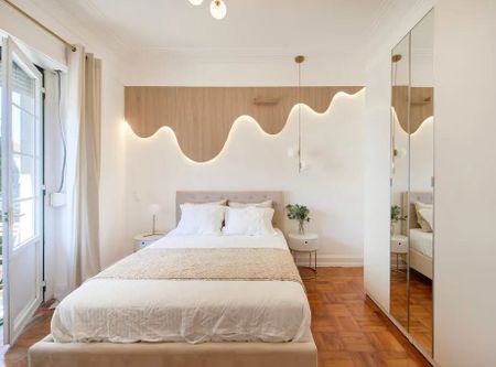 Rua da Palmeira, Lisbon, Lisbon 1200-219 - Photo 4