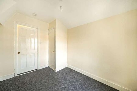 Highbridge Road, Aylesbury, HP21 - Photo 3