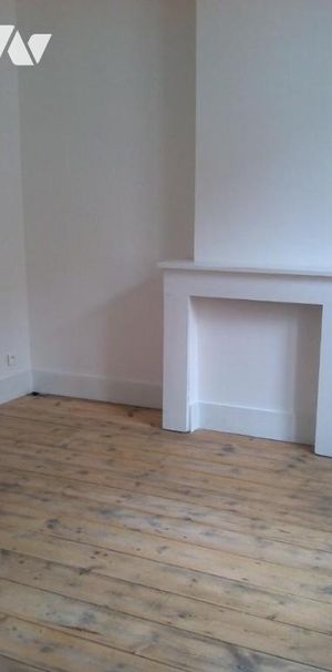 MAISON DE VILLE AVEC COUR - Photo 1