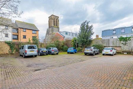 The Walk, Roath, CF24 - Photo 3