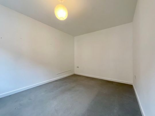 3 bedroom Semi-Detached House to let - Photo 1