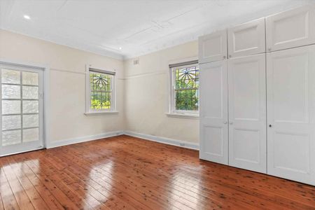 Recently Renovated Family Home in Serene Street - Photo 2