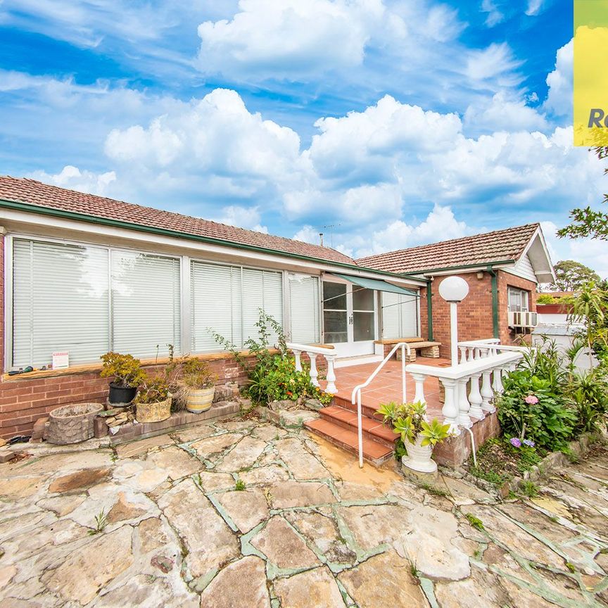 Located in one of the best streets in North Parramatta - Photo 1