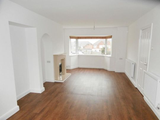 3 bedroom semi-detached house to rent - Photo 1