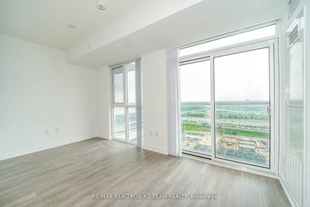 For Lease - 38 Honeycrisp Crescent Unit# 2003, Vaughan, Ontario - Photo 4