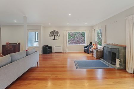 Khandallah Living - Photo 2