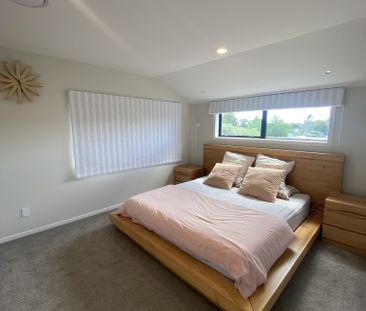 Great Location, 4 bedroom - Photo 4