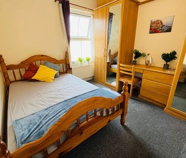 Room in a Shared House, Natal Road, SW16 - Photo 6